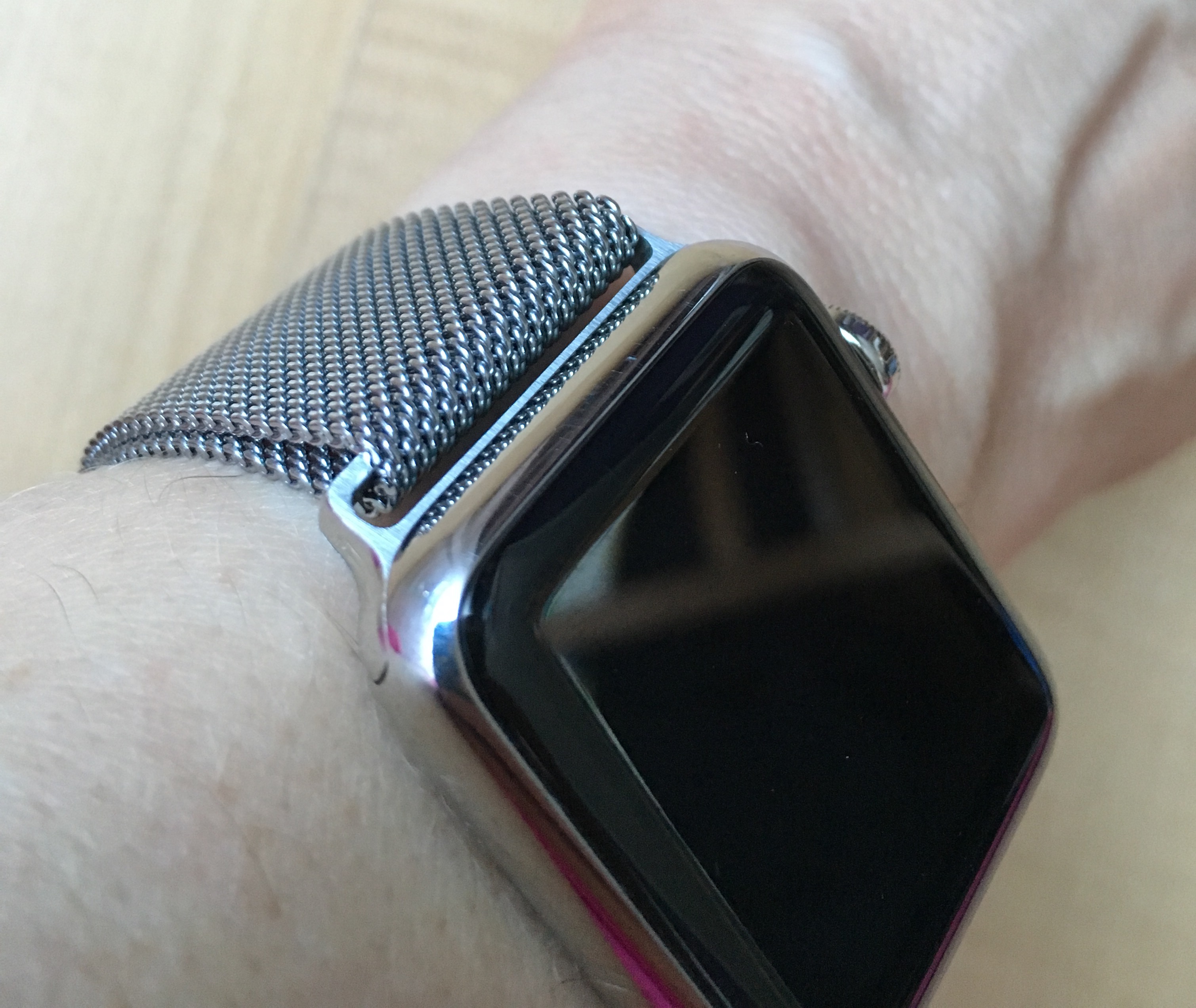 gold milanese loop